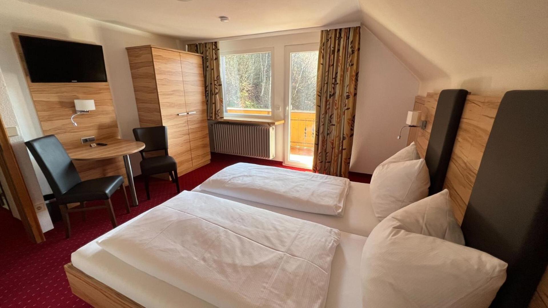 Hotel Silberfelsen เมนเซนชวานด์ ภายนอก รูปภาพ