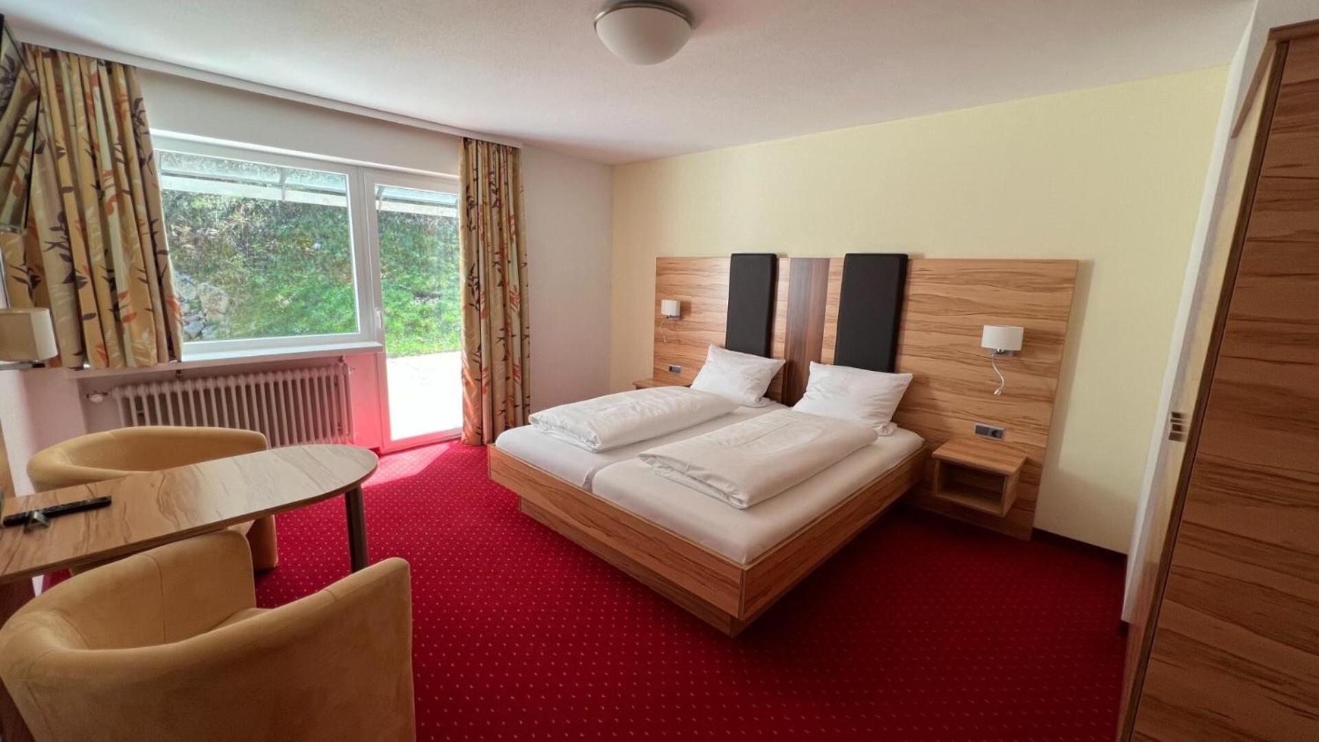 Hotel Silberfelsen เมนเซนชวานด์ ภายนอก รูปภาพ